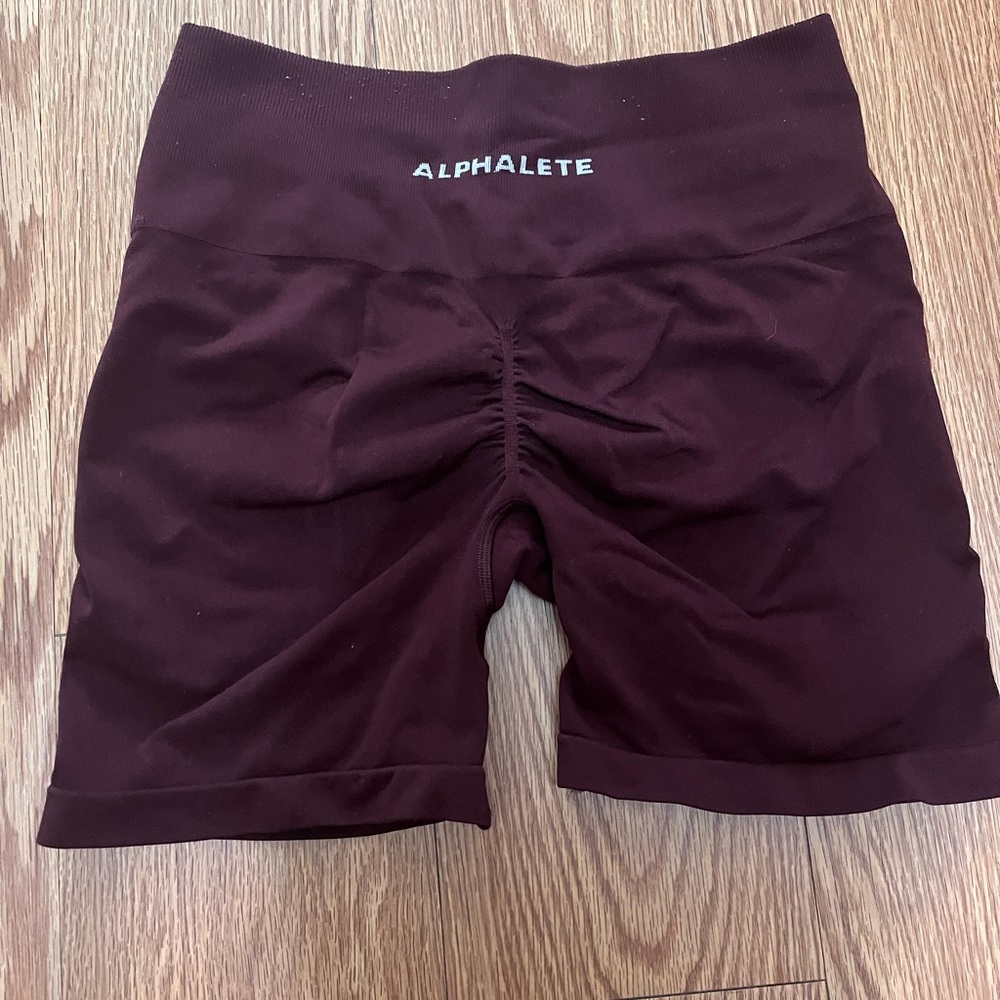Alphalete Amplify 4.5in Shorts